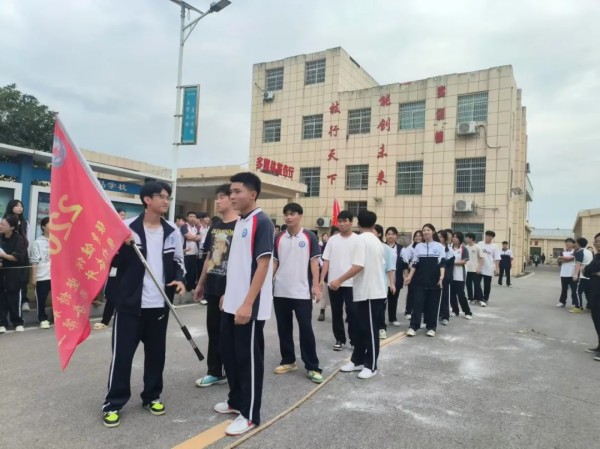 岳陽(yáng)市江南通信職業(yè)技術(shù)學(xué)校有限公司,岳陽(yáng)江南學(xué)校,岳陽(yáng)江南通信學(xué)校,岳陽(yáng)職業(yè)學(xué)校