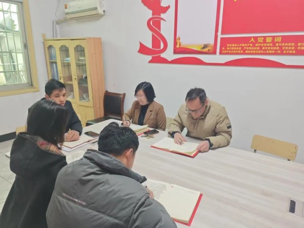 岳陽市江南通信職業(yè)技術(shù)學校有限公司,岳陽江南學校,岳陽江南通信學校,岳陽職業(yè)學校